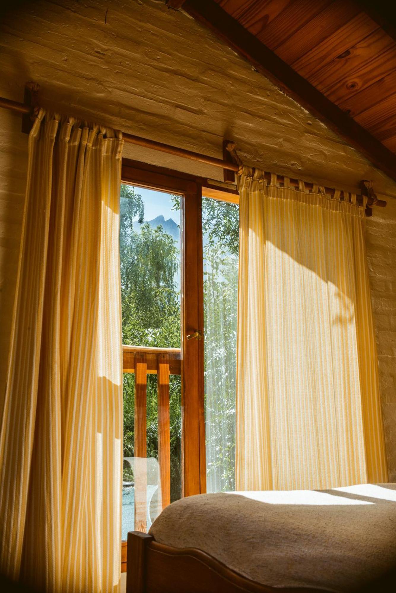 Lodge Grullas